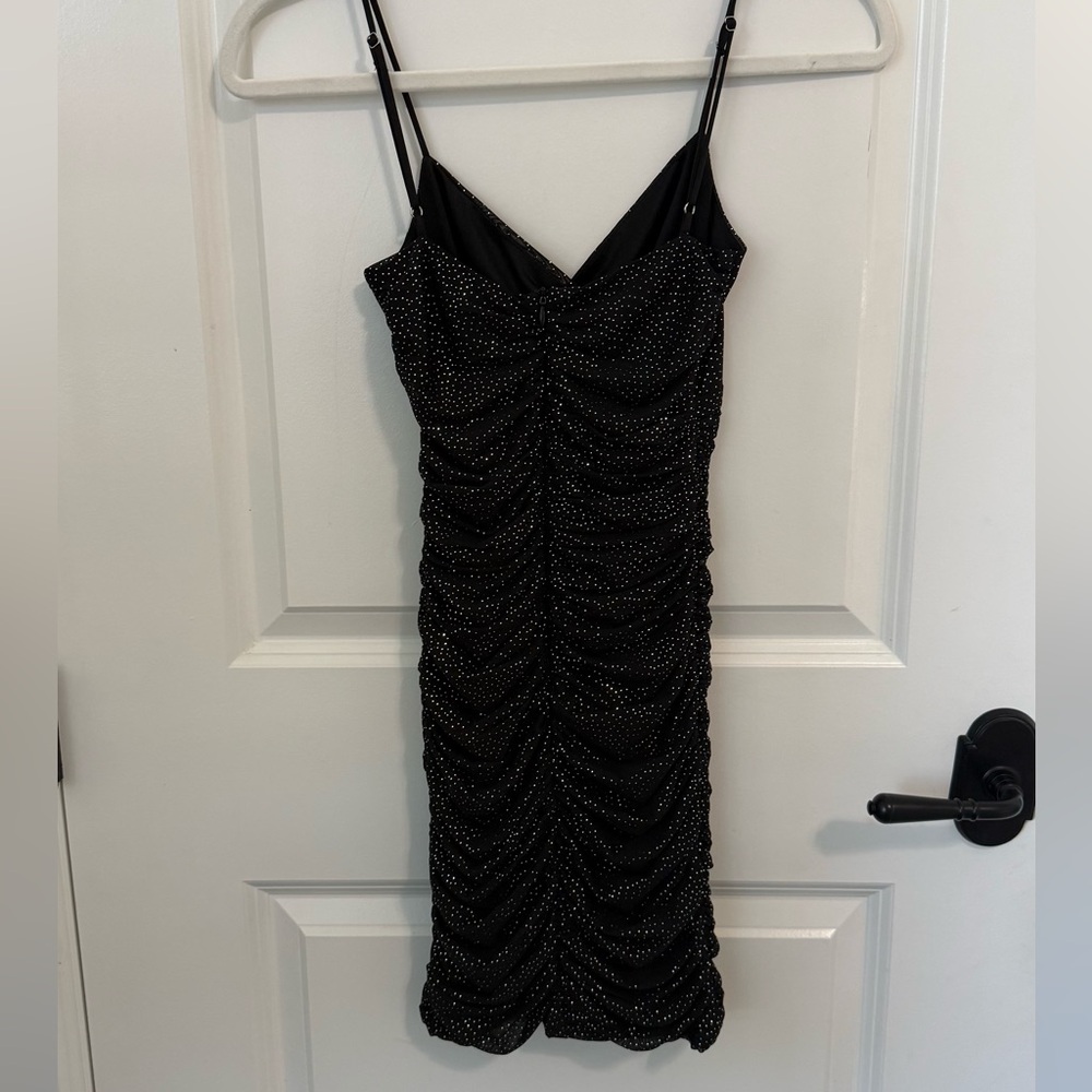 Lucy in the Sky NWOT Black Glitter Ruched Mini Dress - Picture 4 of 8